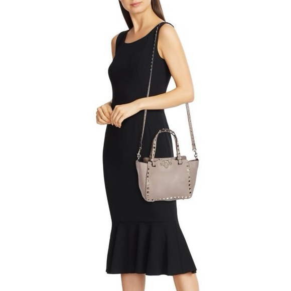 VALENTINO GARAVANI
Rockstud Leather Shoulder Bag - Picture 3 of 13